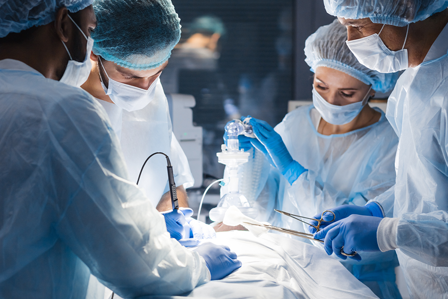 Medical professionals utilizing Spectrum Plastics' trauma and wound care solutions